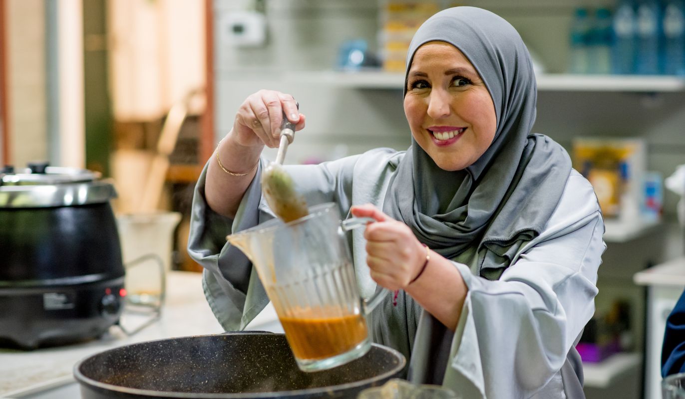 Een avond van verbinding: succesvolle vrouweniftar in de Van Deysselbuurt