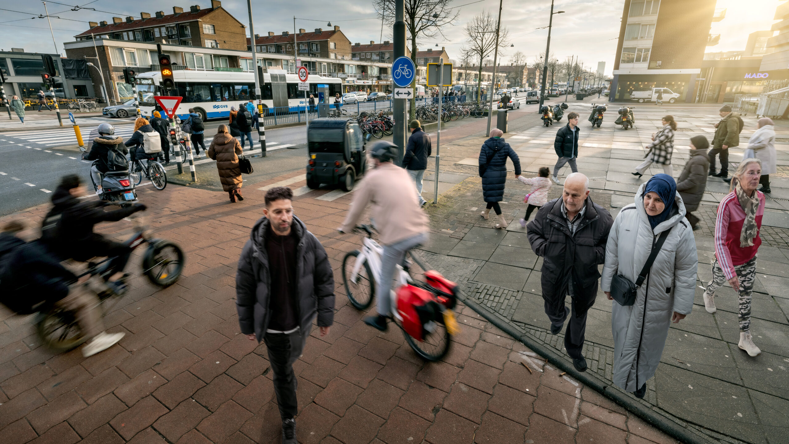 Ondernemende nieuwkomers in Nieuw-West: ‘Het is hier nooit saai, daar komen de beste ideeën uit.’